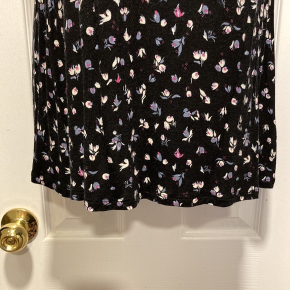 Maurices - Floral Cold Shoulder Lace Insert Scoop Neck Cap Sleeve Top - Sz S - Picture 8 of 10